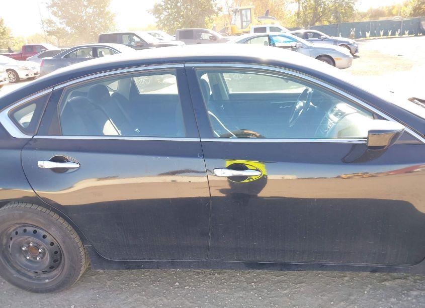 Photo 13 of 2018 Nissan Altima 2.5 S (VIN 1N4AL3AP6JC291747)