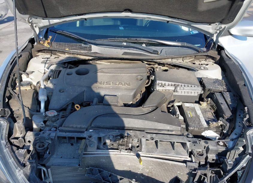 Photo 10 of 2018 Nissan Altima 2.5 S (VIN 1N4AL3AP6JC296849)