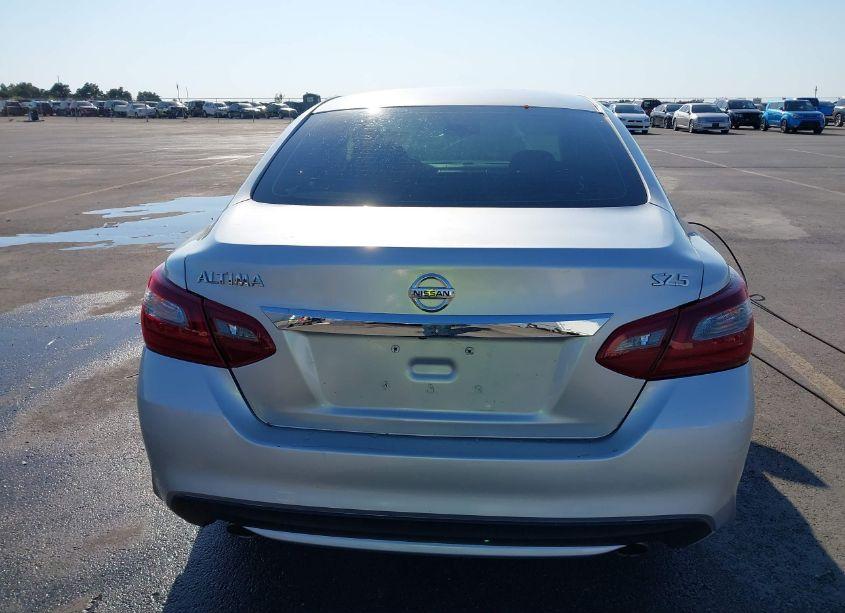 Photo 17 of 2018 Nissan Altima 2.5 S (VIN 1N4AL3AP6JC296849)