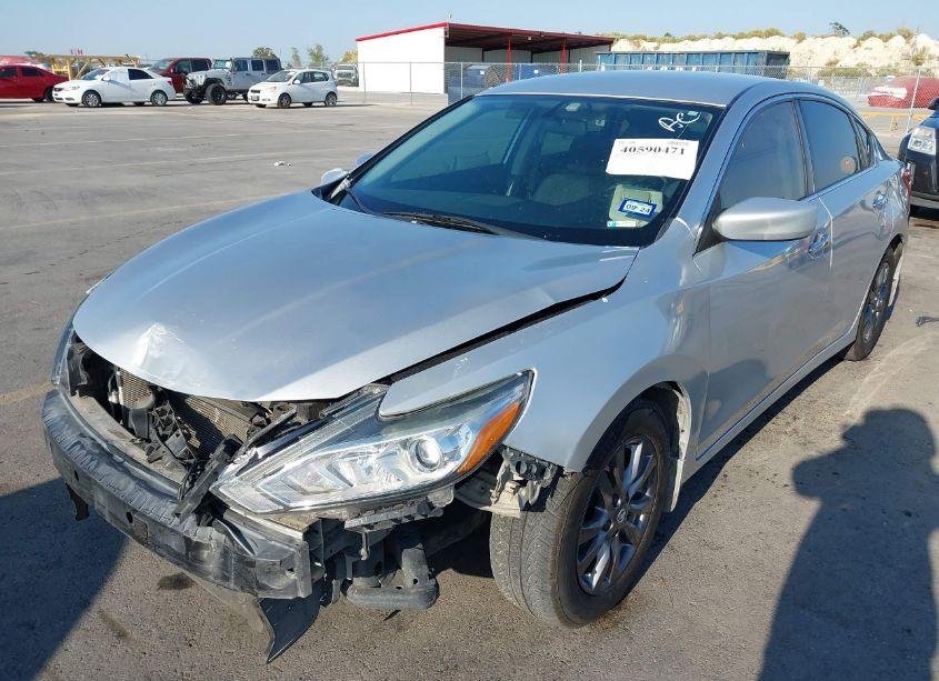 Photo 2 of 2018 Nissan Altima 2.5 S (VIN 1N4AL3AP6JC296849)