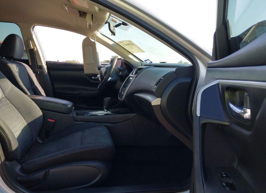 Photo 5 of 2018 Nissan Altima 2.5 S (VIN 1N4AL3AP6JC296849)