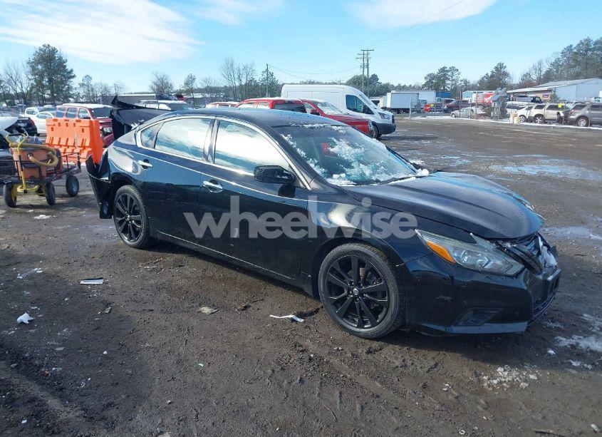 2018 Nissan Altima 2.5 SR (VIN 1N4AL3AP6JC476414) main photo
