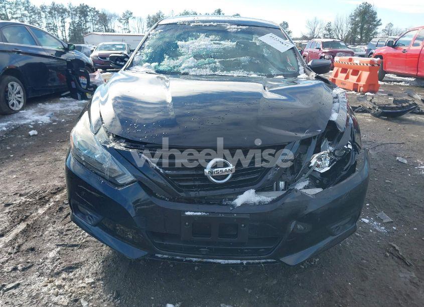 Photo 12 of 2018 Nissan Altima 2.5 SR (VIN 1N4AL3AP6JC476414)