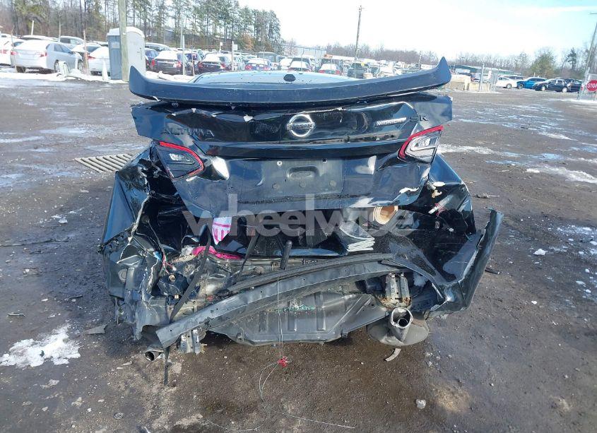 Photo 16 of 2018 Nissan Altima 2.5 SR (VIN 1N4AL3AP6JC476414)