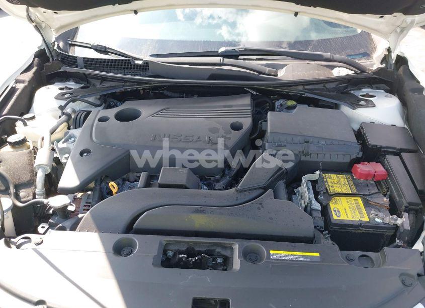 Photo 10 of 2018 Nissan Altima 2.5 S (VIN 1N4AL3AP6JC480169)