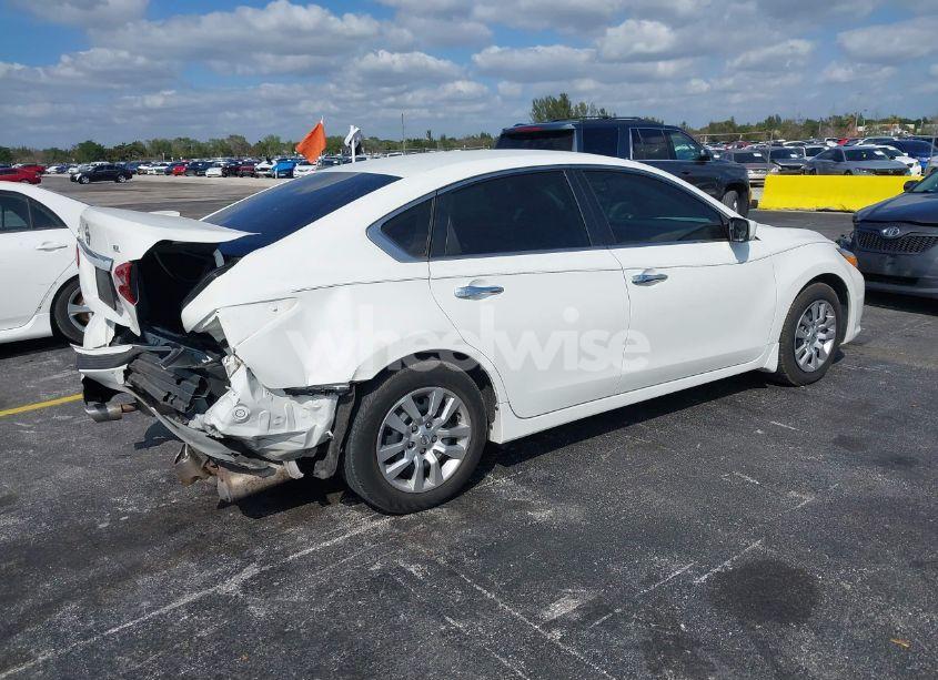 Photo 4 of 2018 Nissan Altima 2.5 S (VIN 1N4AL3AP6JC480169)