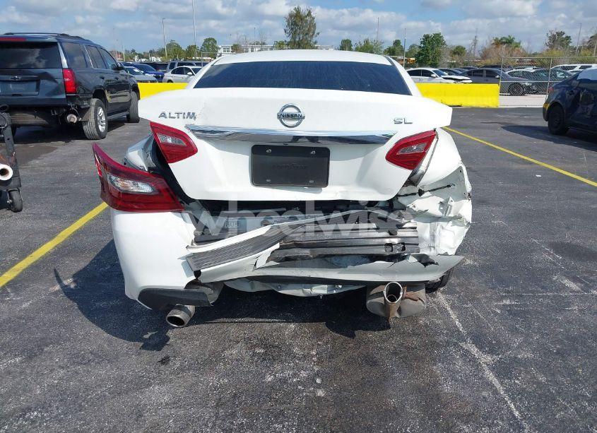 Photo 6 of 2018 Nissan Altima 2.5 S (VIN 1N4AL3AP6JC480169)