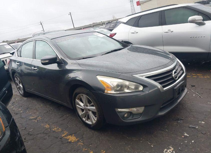 2013 Nissan Altima 2.5 SV (VIN 1N4AL3AP7DC104911) main photo