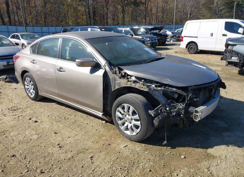 2013 Nissan Altima 2.5 S (VIN 1N4AL3AP7DC105881) main photo