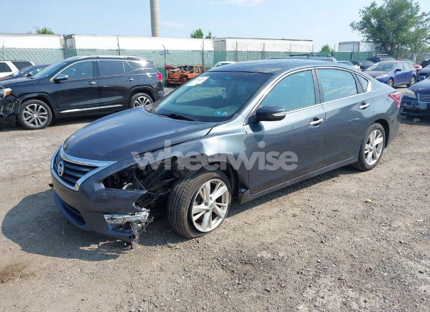 Photo 2 of 2013 Nissan Altima 2.5 SL (VIN 1N4AL3AP7DC137780)