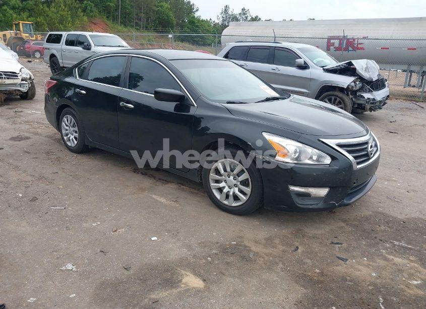 2013 Nissan Altima 2.5 S (VIN 1N4AL3AP7DC163876) main photo