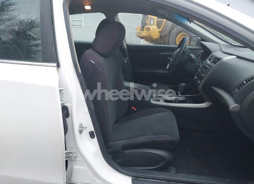 Photo 5 of 2013 Nissan Altima 2.5 S (VIN 1N4AL3AP7DC210453)