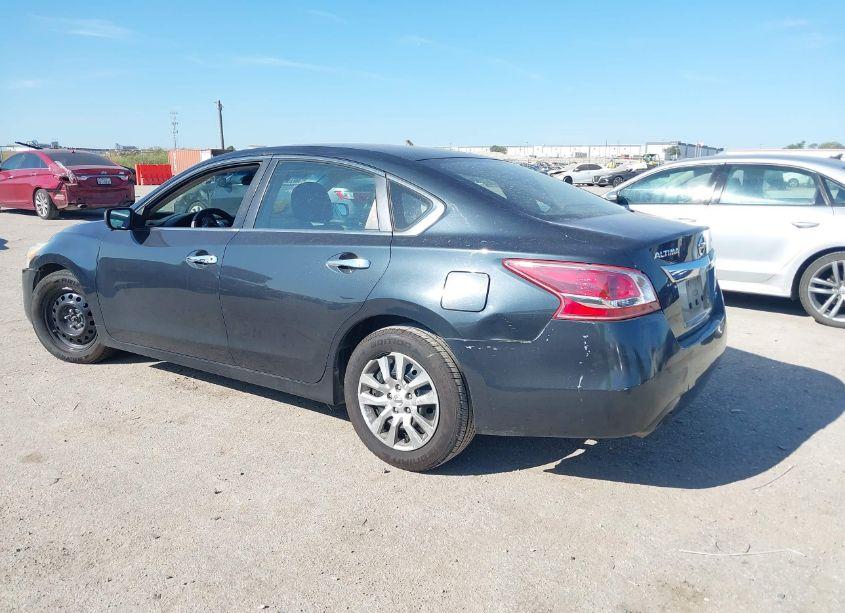 Photo 3 of 2013 Nissan Altima 2.5 S (VIN 1N4AL3AP7DC221730)