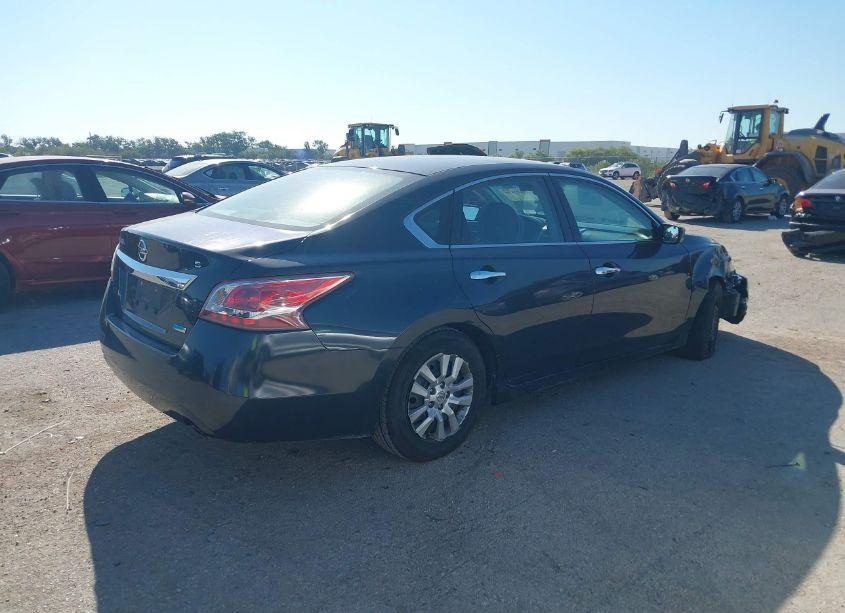 Photo 4 of 2013 Nissan Altima 2.5 S (VIN 1N4AL3AP7DC221730)