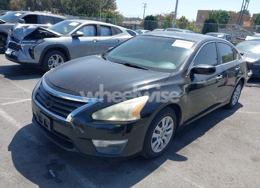 Photo 2 of 2013 Nissan Altima 2.5 S (VIN 1N4AL3AP7DC227995)