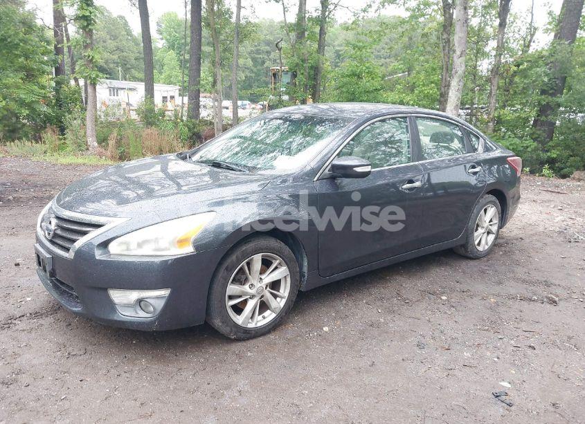 Photo 2 of 2013 Nissan Altima 2.5 SL (VIN 1N4AL3AP7DC228550)