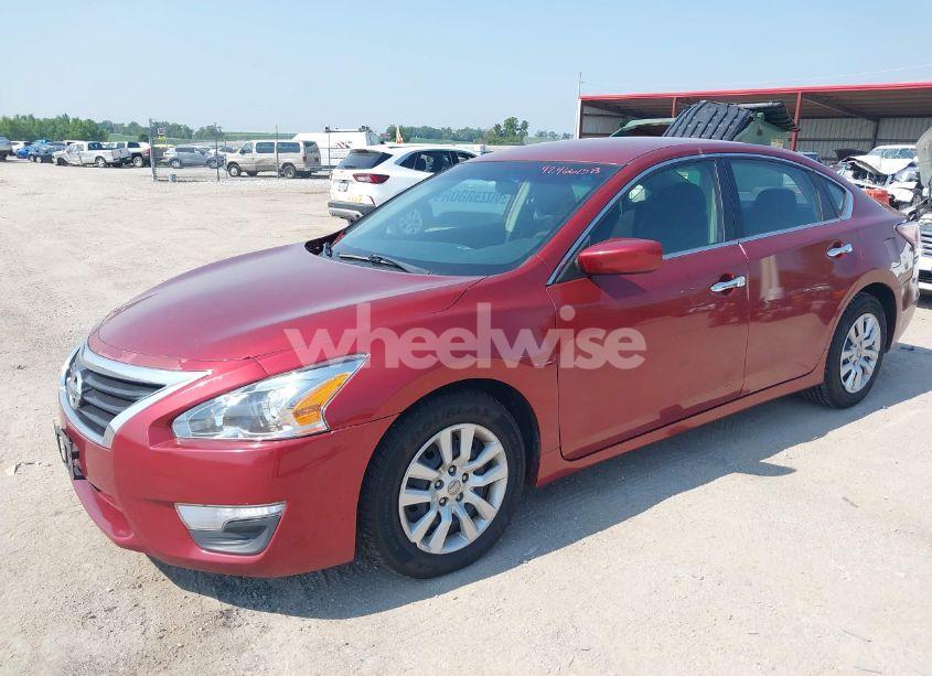 Photo 2 of 2013 Nissan Altima 2.5 S (VIN 1N4AL3AP7DC255523)