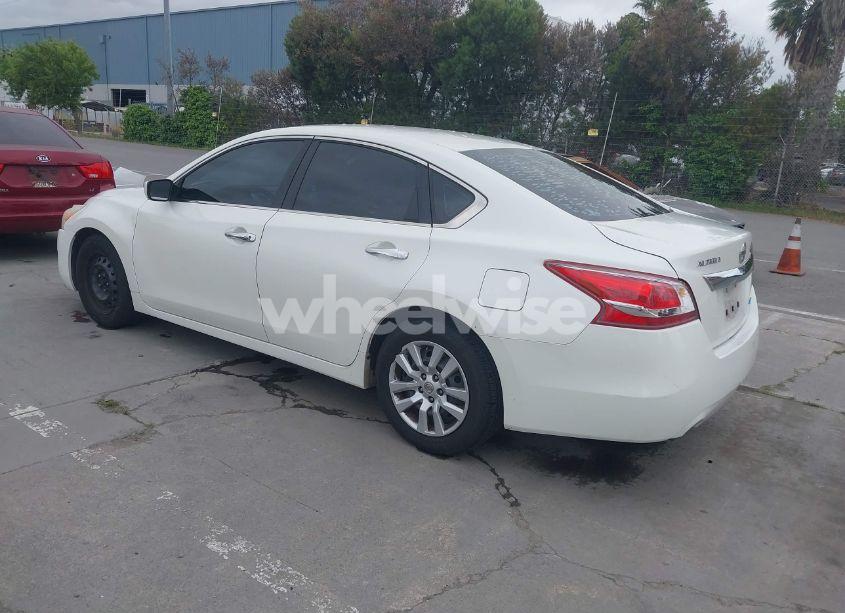 Photo 3 of 2013 Nissan Altima 2.5 S (VIN 1N4AL3AP7DC256039)