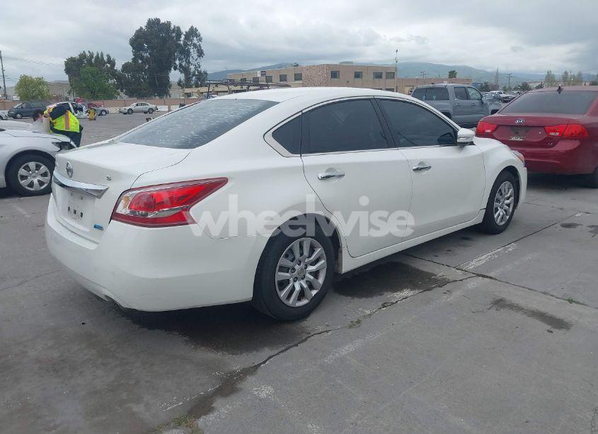 Photo 4 of 2013 Nissan Altima 2.5 S (VIN 1N4AL3AP7DC256039)