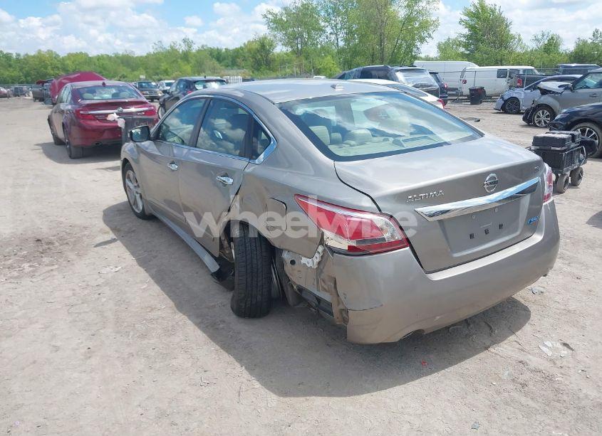 Photo 3 of 2013 Nissan Altima 2.5 SL (VIN 1N4AL3AP7DC275481)