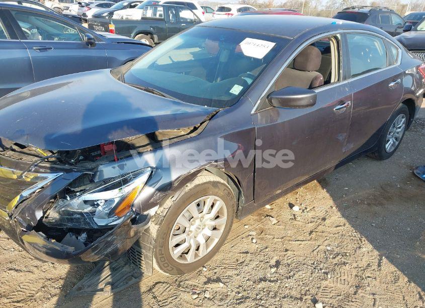 Photo 2 of 2013 Nissan Altima 2.5 S (VIN 1N4AL3AP7DC276016)