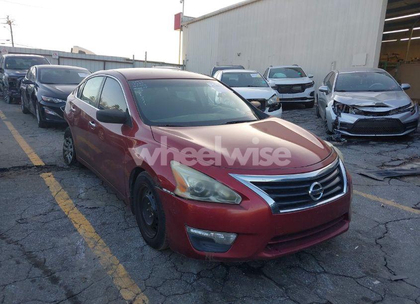 2013 Nissan Altima 2.5 S (VIN 1N4AL3AP7DC285380) main photo