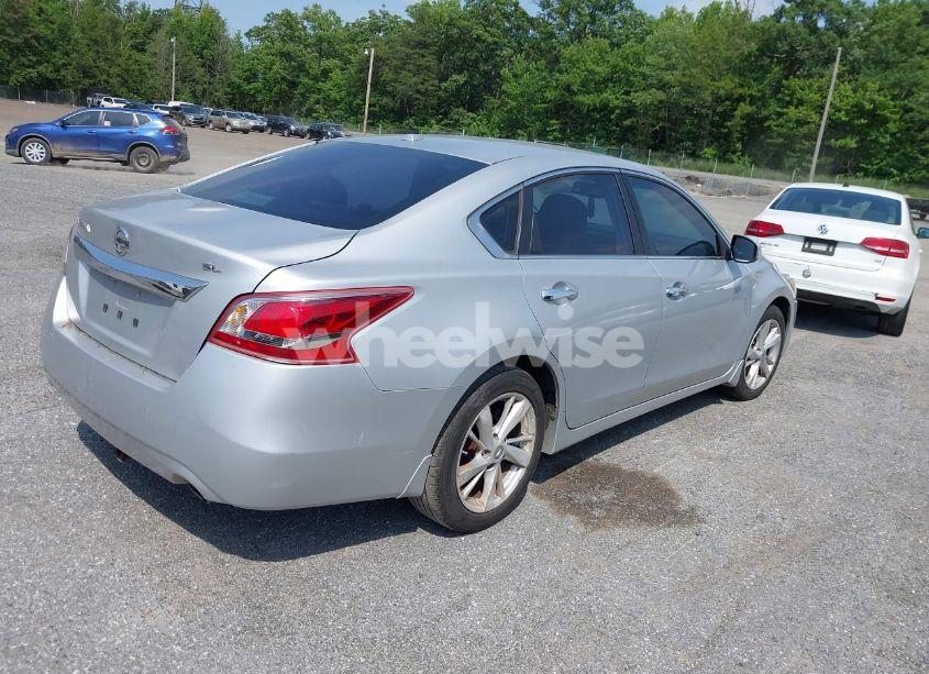 Photo 4 of 2013 Nissan Altima 2.5 SL (VIN 1N4AL3AP7DN410608)