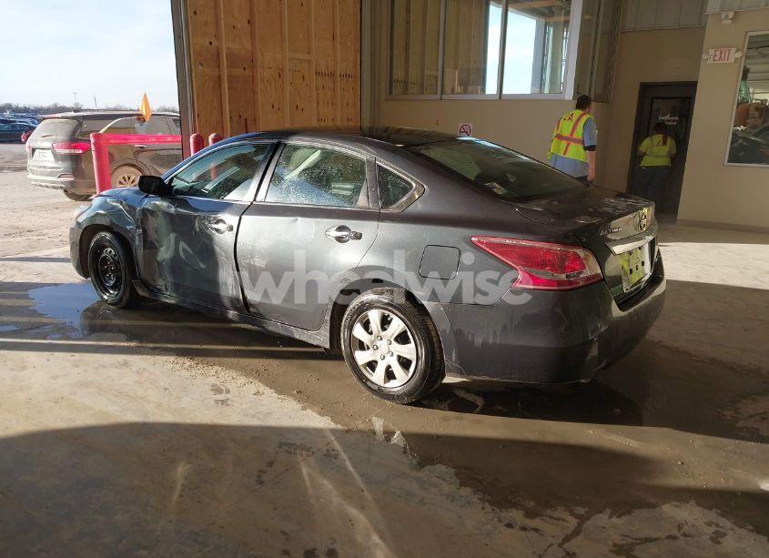 Photo 3 of 2013 Nissan Altima 2.5 S (VIN 1N4AL3AP7DN412911)