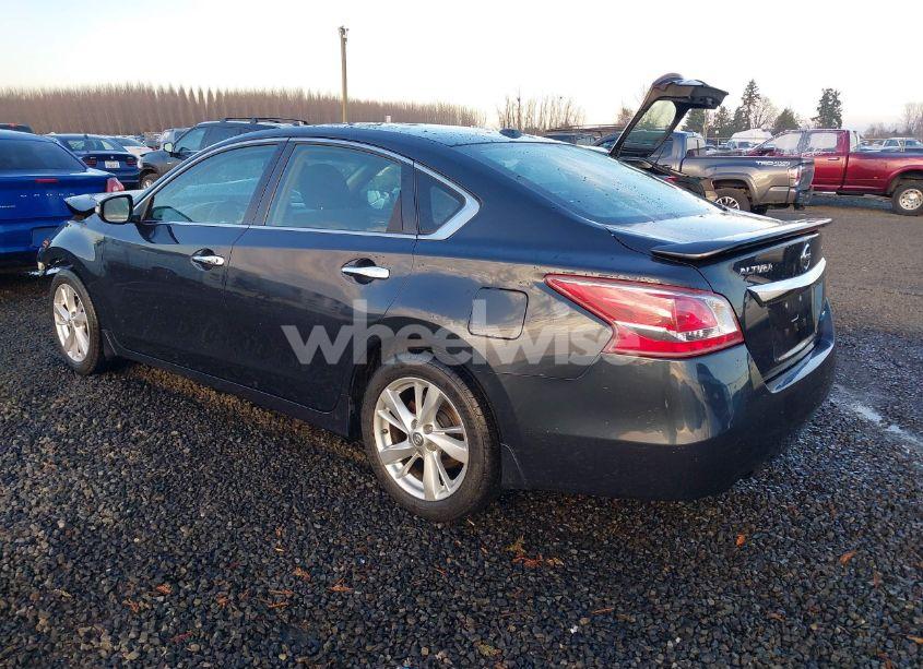 Photo 3 of 2013 Nissan Altima 2.5 SV (VIN 1N4AL3AP7DN436853)