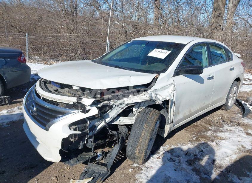 Photo 2 of 2013 Nissan Altima 2.5 SV (VIN 1N4AL3AP7DN436917)