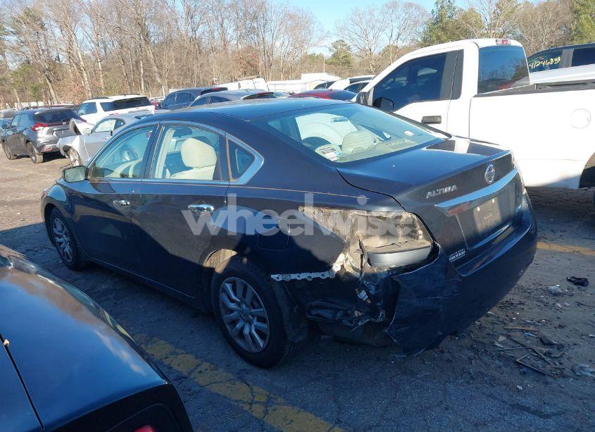 Photo 3 of 2013 Nissan Altima 2.5 S (VIN 1N4AL3AP7DN442975)