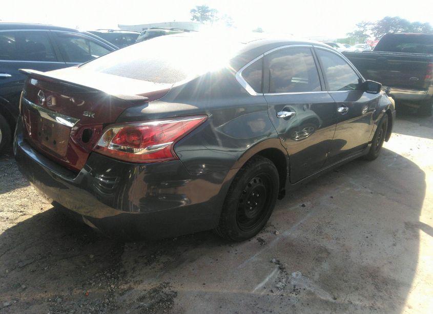 Photo 4 of 2013 Nissan Altima 2.5 S (VIN 1N4AL3AP7DN448842)