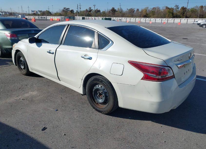 Photo 3 of 2013 Nissan Altima 2.5 S (VIN 1N4AL3AP7DN458464)