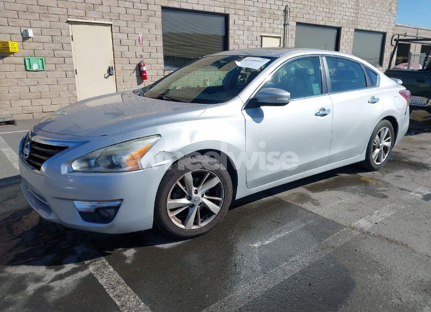 Photo 2 of 2013 Nissan Altima 2.5 SL (VIN 1N4AL3AP7DN467858)