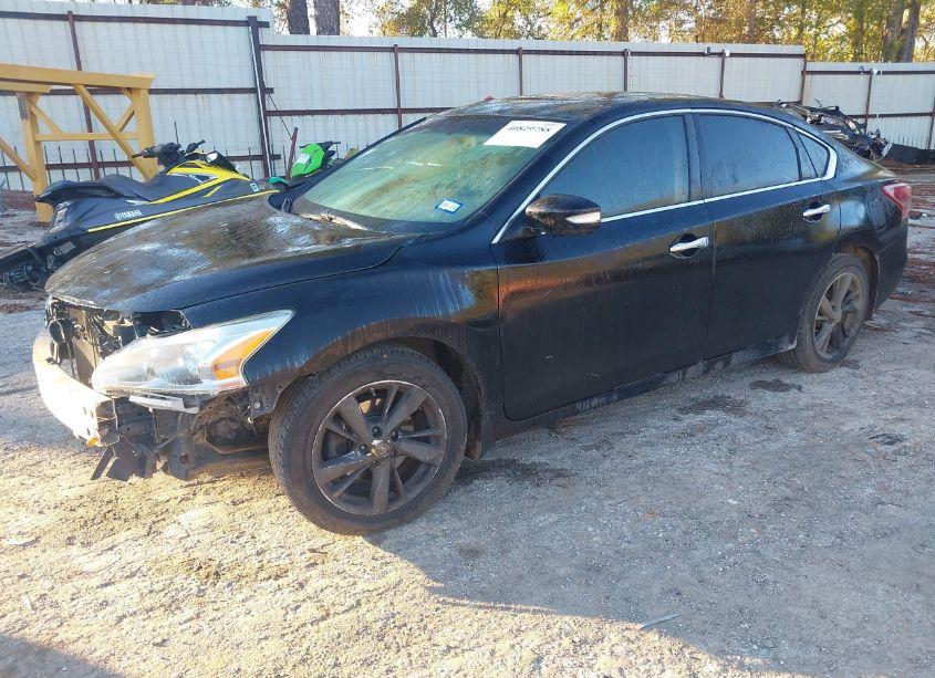 Photo 2 of 2013 Nissan Altima 2.5 SV (VIN 1N4AL3AP7DN501569)