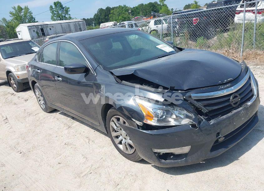 2013 Nissan Altima 2.5 S (VIN 1N4AL3AP7DN504679) main photo
