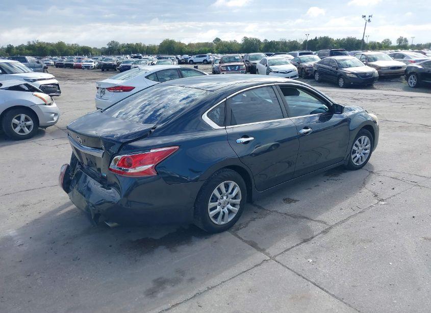 Photo 4 of 2013 Nissan Altima 2.5 S (VIN 1N4AL3AP7DN509770)