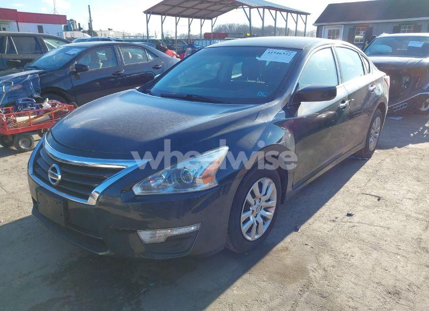 Photo 2 of 2013 Nissan Altima 2.5 S (VIN 1N4AL3AP7DN534393)