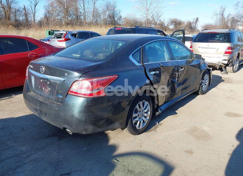 Photo 4 of 2013 Nissan Altima 2.5 S (VIN 1N4AL3AP7DN534393)