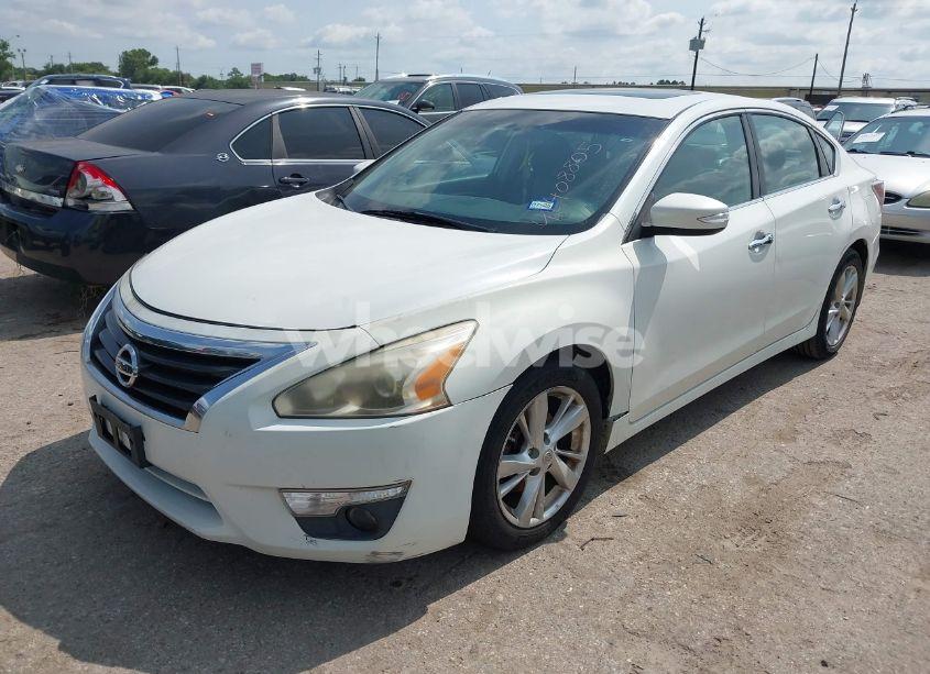 Photo 2 of 2013 Nissan Altima 2.5 SL (VIN 1N4AL3AP7DN545037)