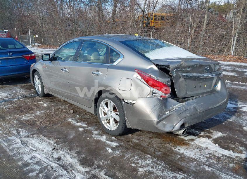 Photo 3 of 2013 Nissan Altima 2.5 SL (VIN 1N4AL3AP7DN561898)