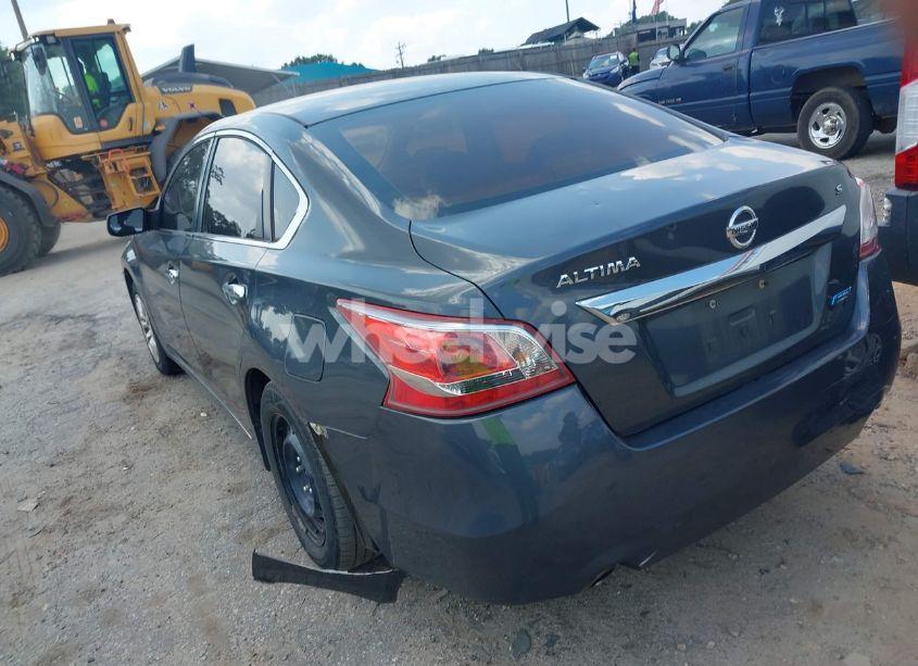 Photo 3 of 2013 Nissan Altima 2.5 S (VIN 1N4AL3AP7DN582590)