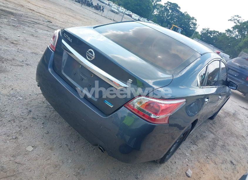 Photo 4 of 2013 Nissan Altima 2.5 S (VIN 1N4AL3AP7DN582590)