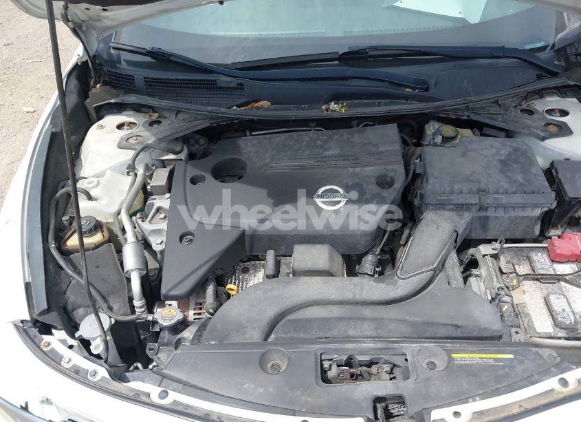 Photo 10 of 2013 Nissan Altima 2.5 S (VIN 1N4AL3AP7DN584758)