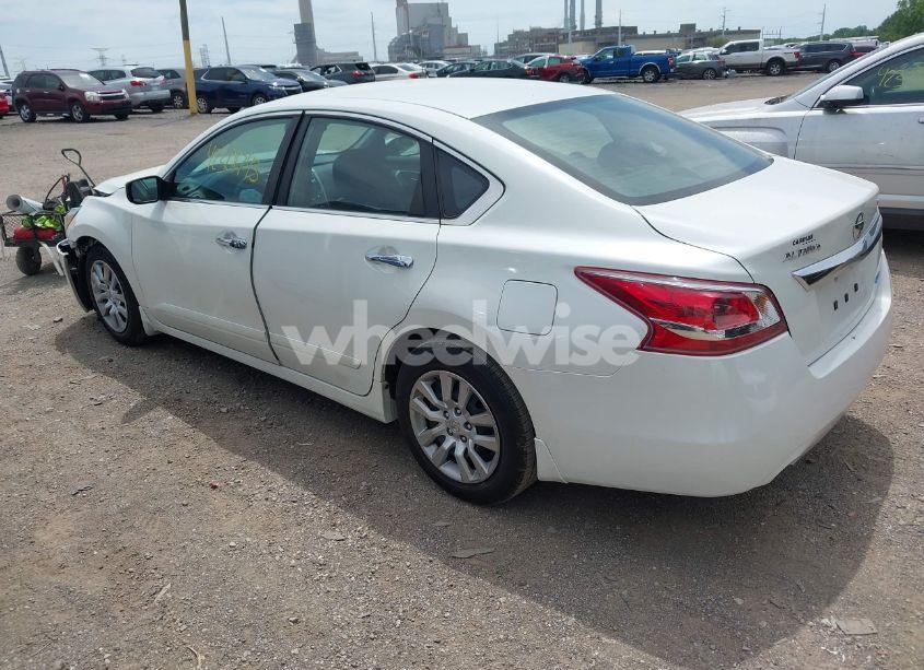 Photo 3 of 2013 Nissan Altima 2.5 S (VIN 1N4AL3AP7DN584758)