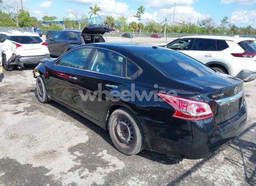 Photo 3 of 2014 Nissan Altima 2.5 SV (VIN 1N4AL3AP7EC118874)