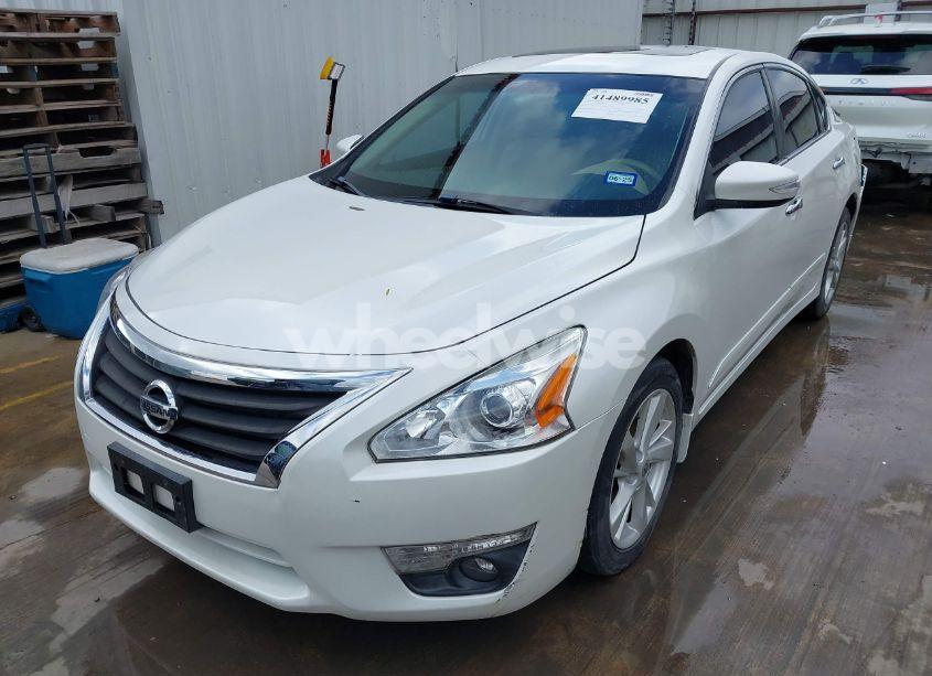 Photo 2 of 2014 Nissan Altima 2.5 SL (VIN 1N4AL3AP7EC121838)