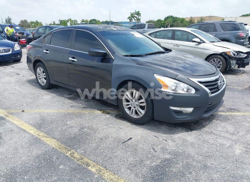2014 Nissan Altima 2.5 S (VIN 1N4AL3AP7EC140065) main photo