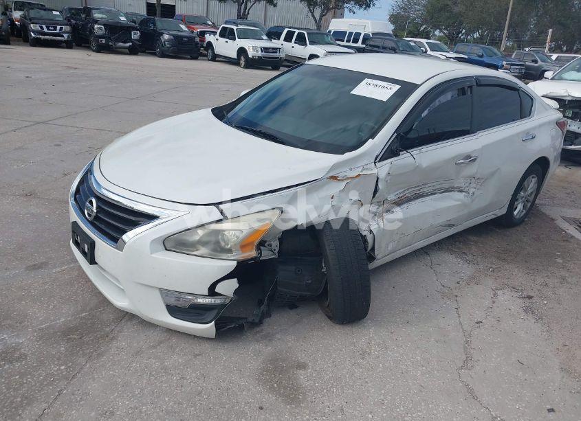 Photo 2 of 2014 Nissan Altima 2.5 S (VIN 1N4AL3AP7EC144584)