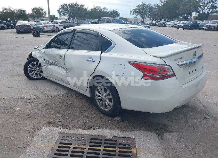 Photo 3 of 2014 Nissan Altima 2.5 S (VIN 1N4AL3AP7EC144584)